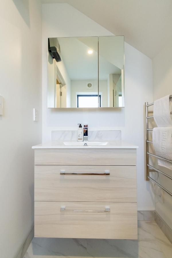 크라이스트처치 Tuam Street Treasure- 2 Bed 2 Bath 아파트 외부 사진